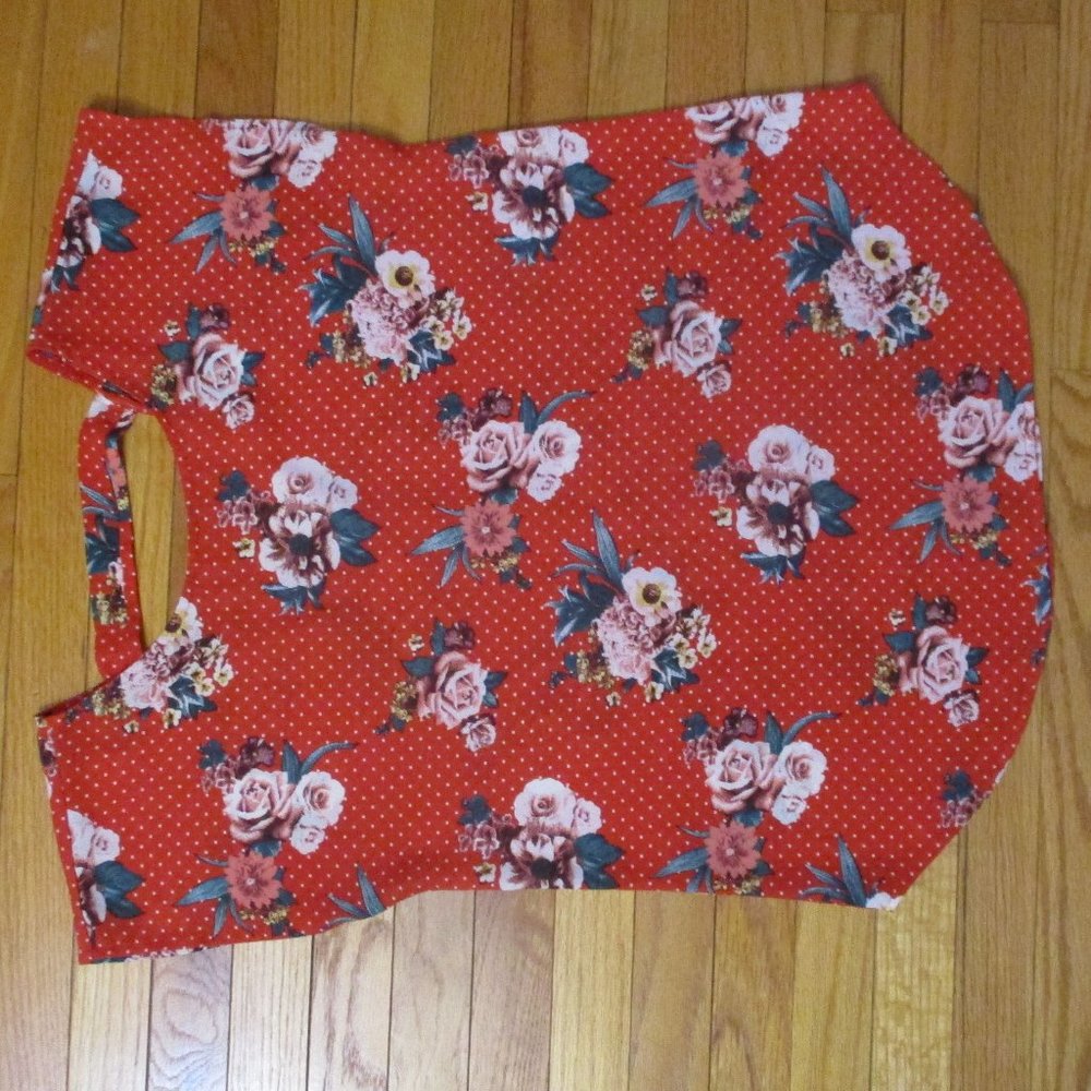 S.R. by Sweet Rain Shirt With V and Strap Back, Light and Flowing, Size M